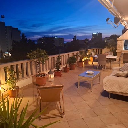 דירות מאקרסקה Happy Basset Terrace מראה חיצוני תמונה