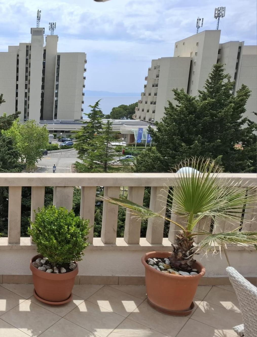 דירות מאקרסקה Happy Basset Terrace מראה חיצוני תמונה